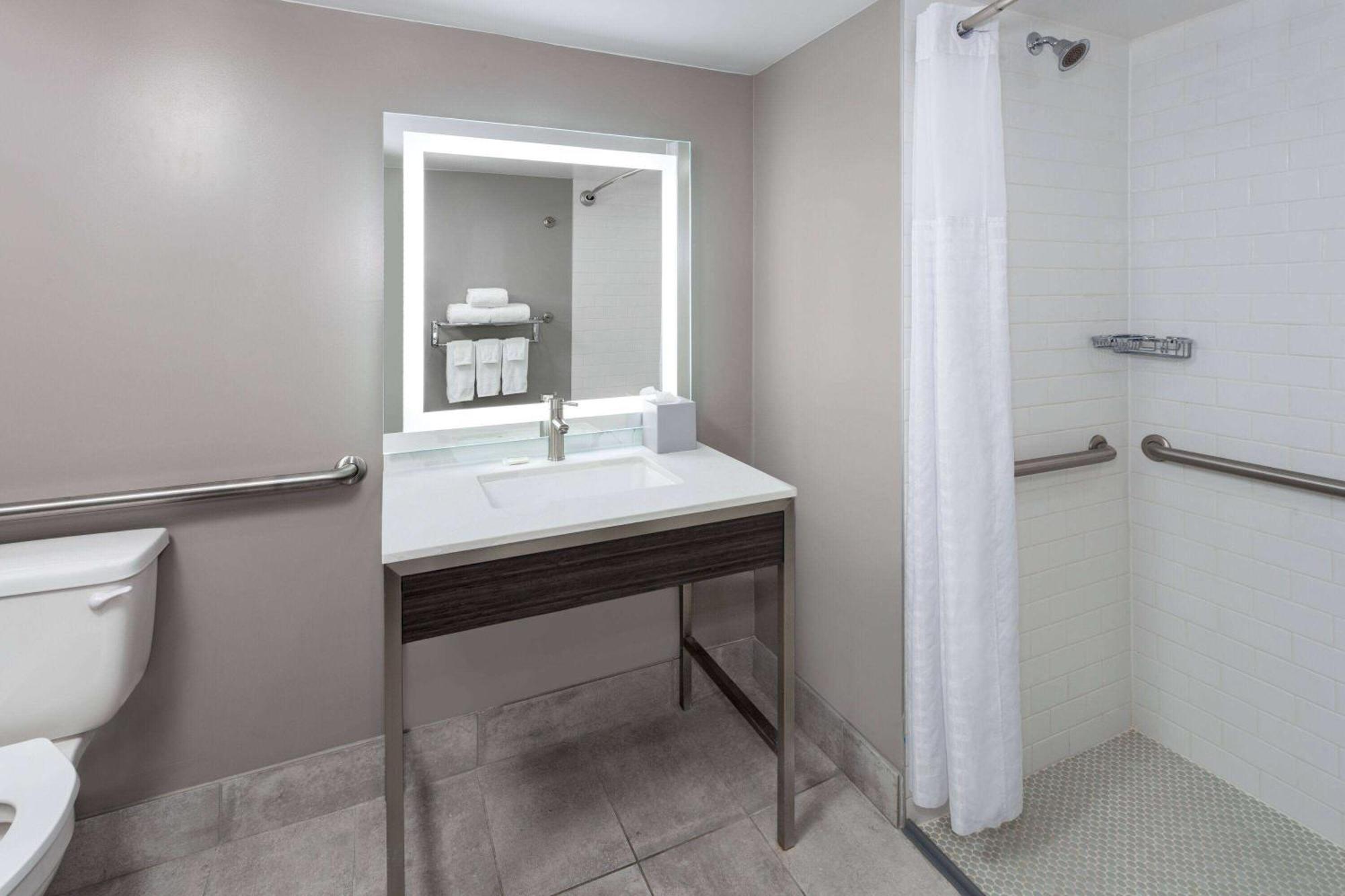 Super 8 By Wyndham Baltimore Northwest 외부 사진