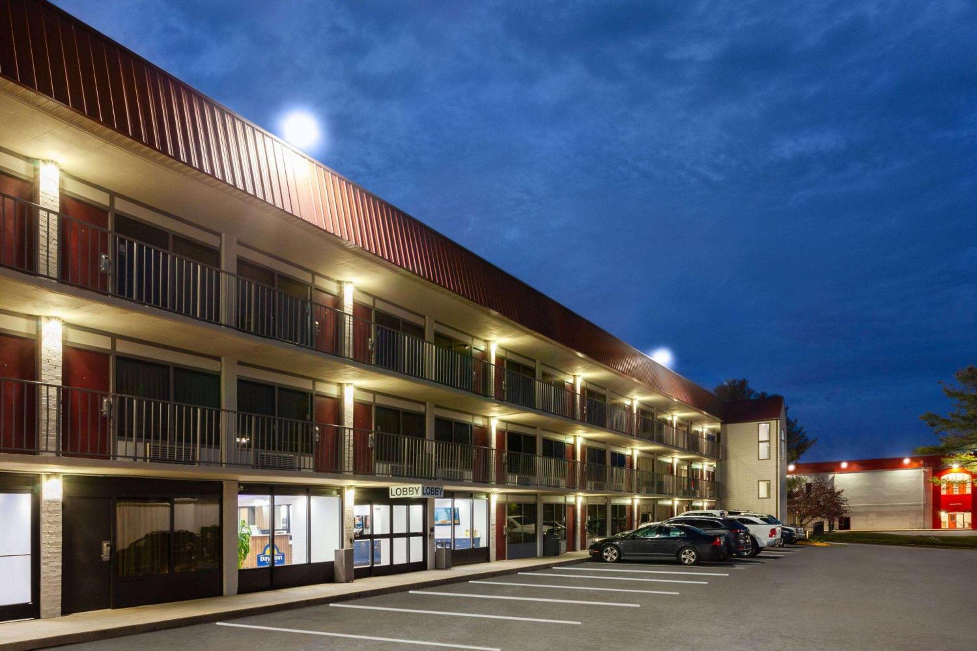 Super 8 By Wyndham Baltimore Northwest 외부 사진