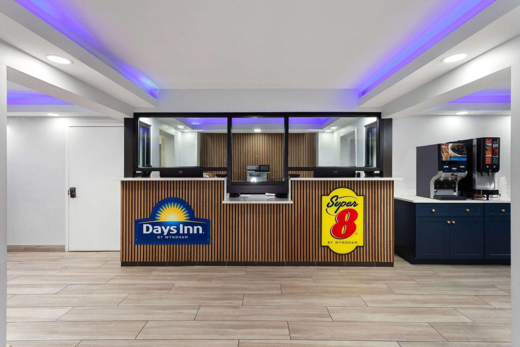 Super 8 By Wyndham Baltimore Northwest 외부 사진